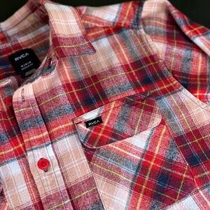 RVCA Men’s Red Plaid Button-Up flannel Shirt